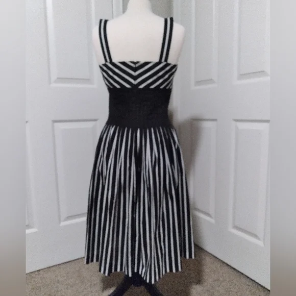 Suzi Chin For Maggie Boutique Summer Dress Sz 8 - Picture 3 of 5